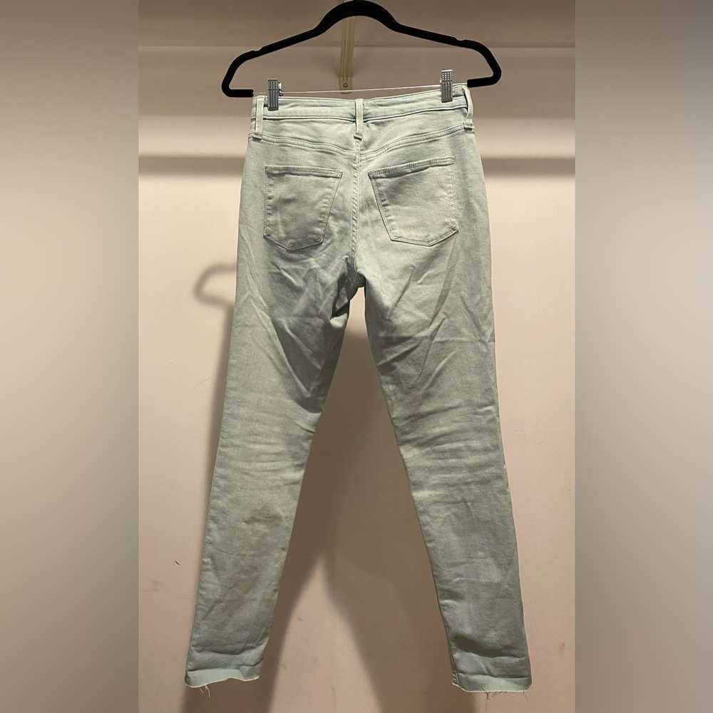 Universal Threads Light Wash Skinny Jeans 0/25R
